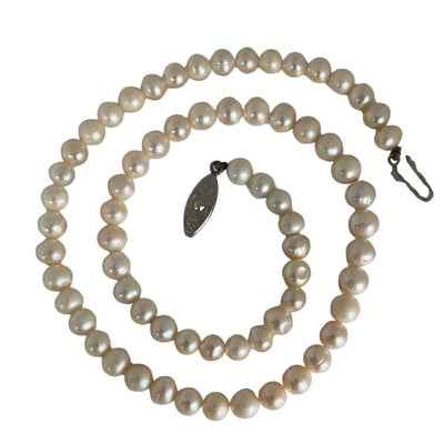 A Vintage Real Pearl Necklace