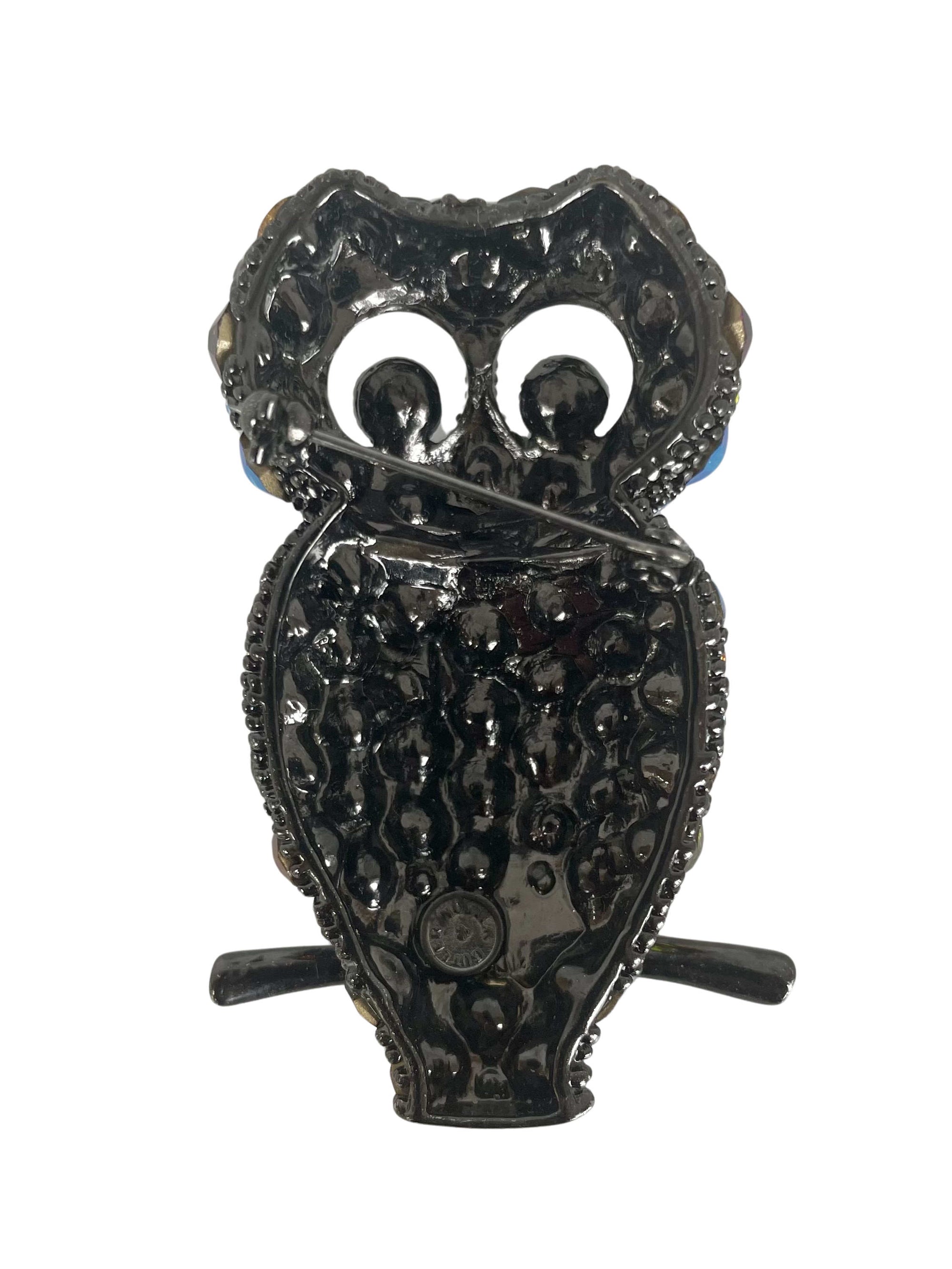 Vintage brooch Owl, glass crystals and outlets Lucite